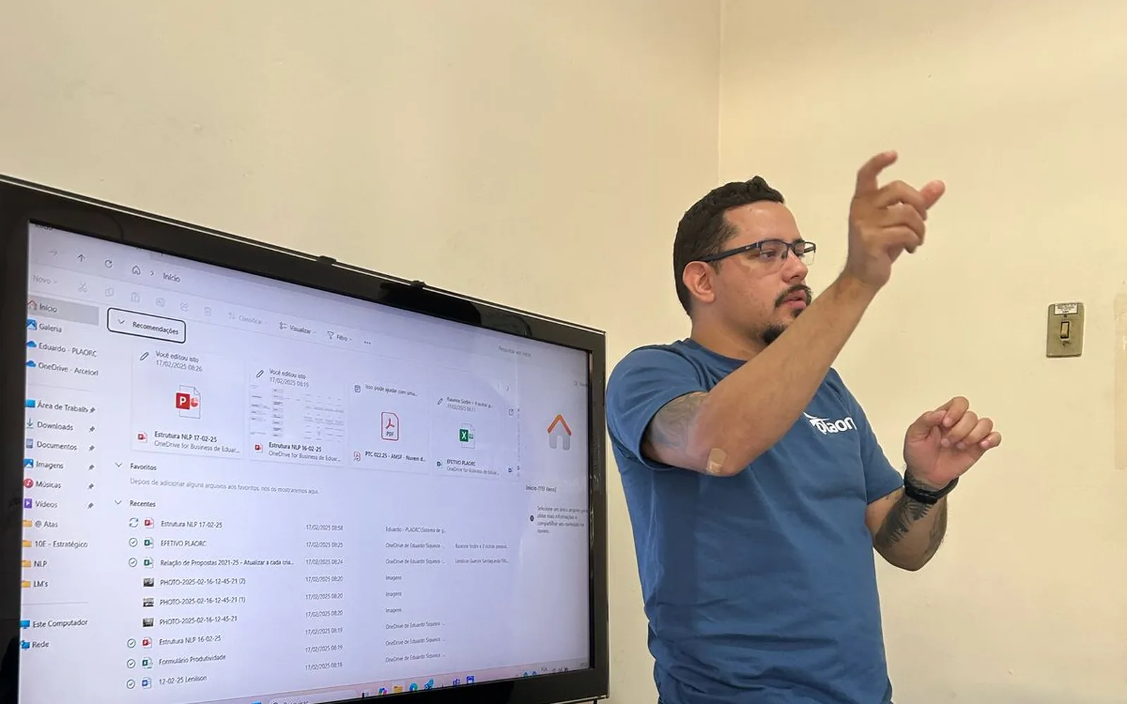 Apresentação dos controles de projeto pela equipe da PLAORC