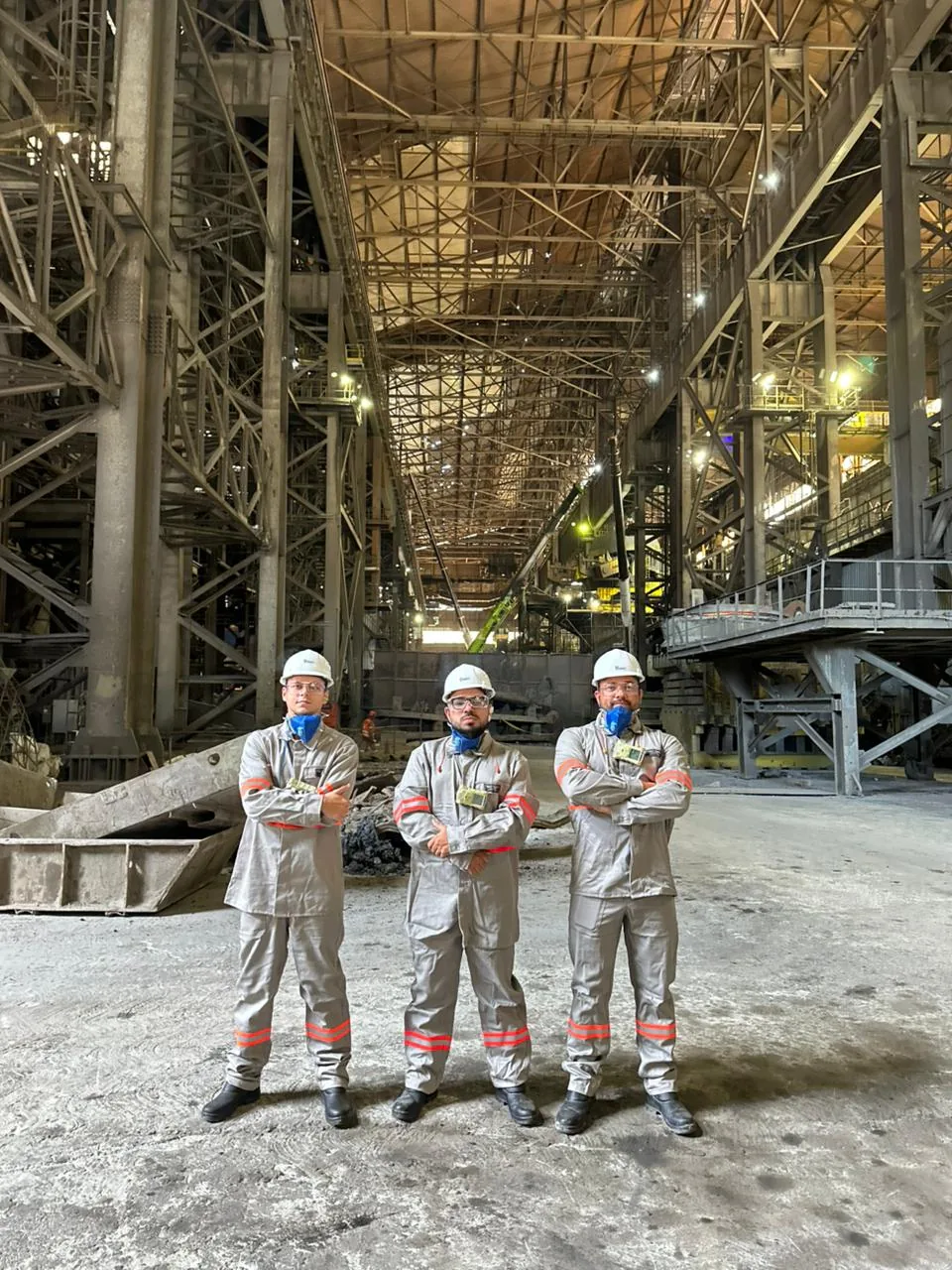Equipe da PLAORC em planta industrial